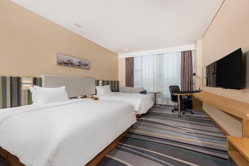 Holiday Inn Express Baoji City Centre  image