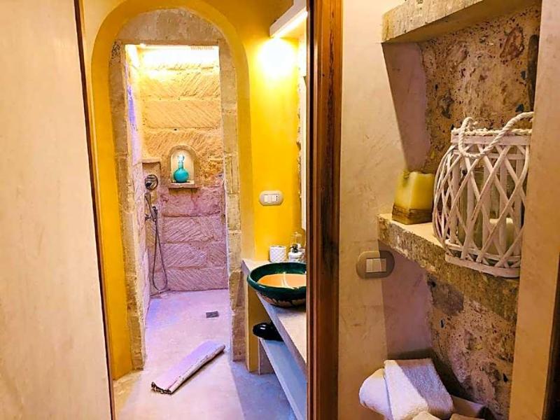 Borgo in corte image