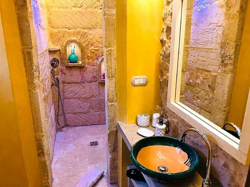 Borgo in corte image