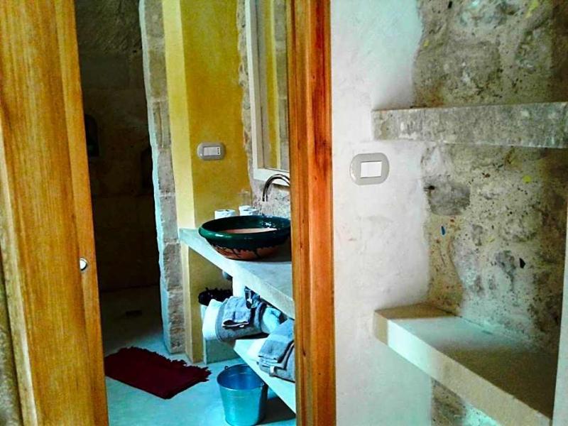 Borgo in corte image
