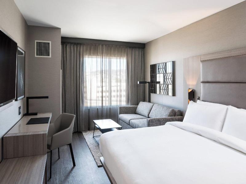 Ac Hotel Worcester image