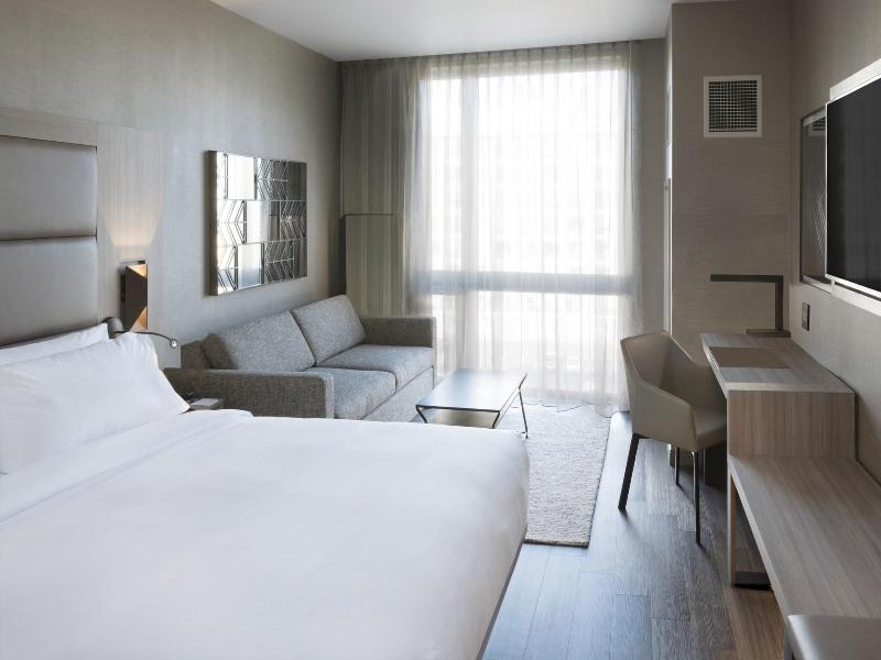 Ac Hotel Worcester image