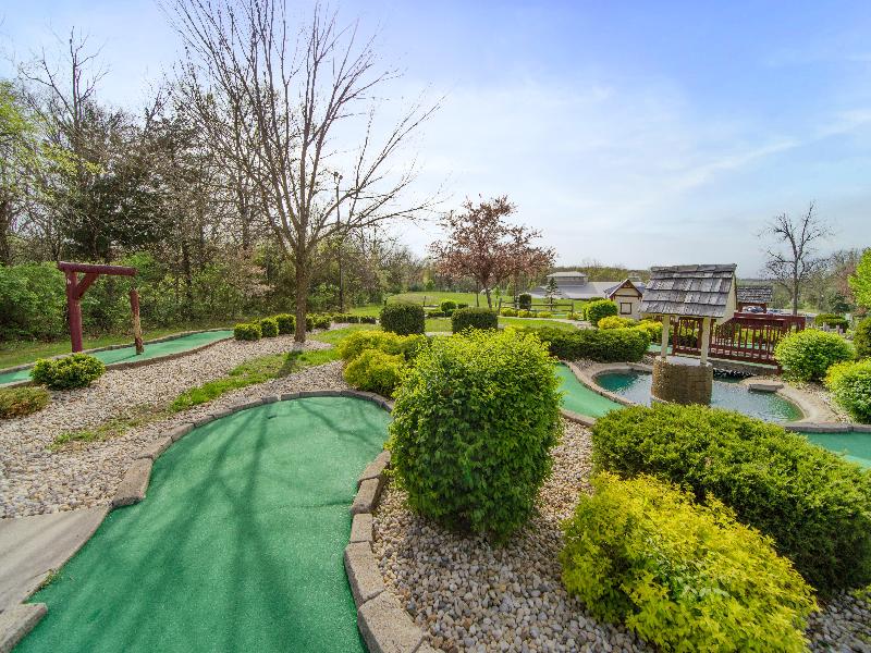 Holiday Inn Club Vacations Fox River Resort image
