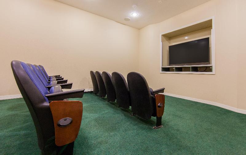 Holiday Inn Club Vacations Fox River Resort image