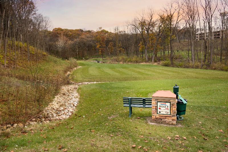 Holiday Inn Club Vacations Fox River Resort image
