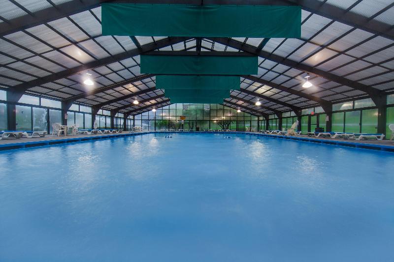 Holiday Inn Club Vacations Fox River Resort image