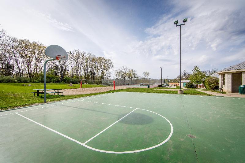 Holiday Inn Club Vacations Fox River Resort image