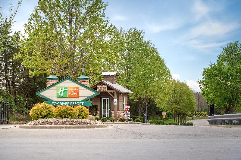 Holiday Inn Club Vacations Fox River Resort image