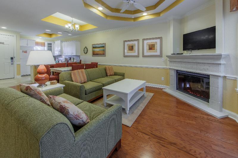 Holiday Inn Club Vacations Fox River Resort image