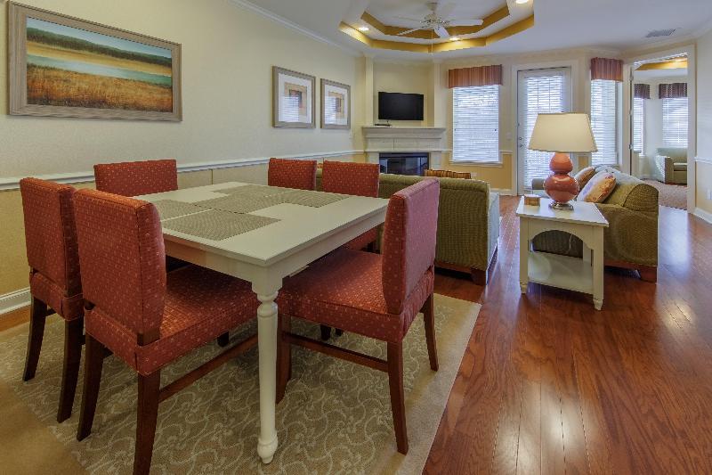 Holiday Inn Club Vacations Fox River Resort image