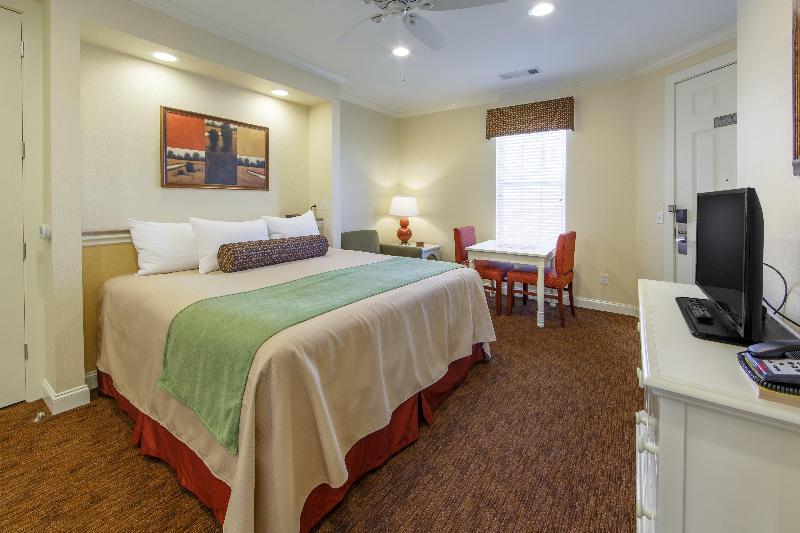 Holiday Inn Club Vacations Fox River Resort image