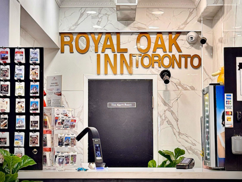 Royal Oak Inn image