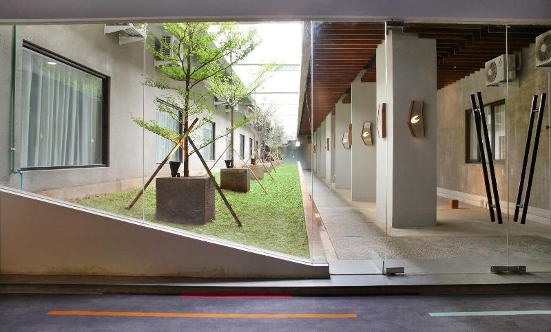 Cabin Hotel image