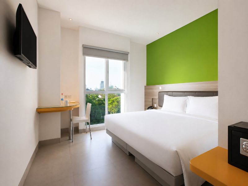 Amaris Hotel Darmo Surabaya image