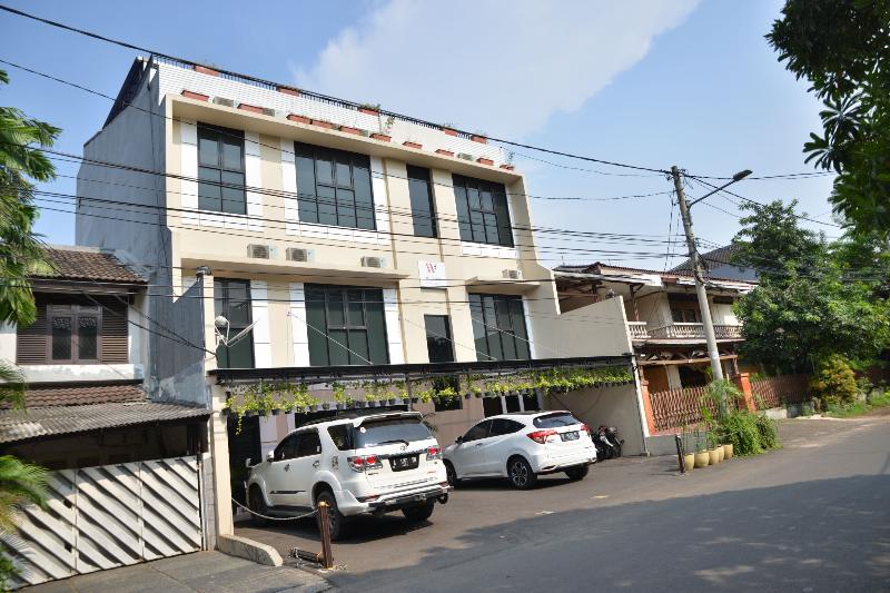 ZEN Rooms W Home Express Tebet image
