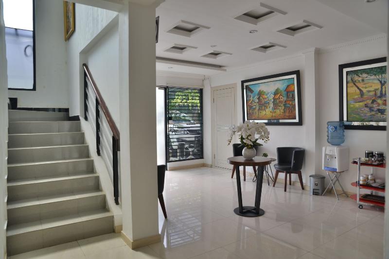 ZEN Rooms W Home Express Tebet image