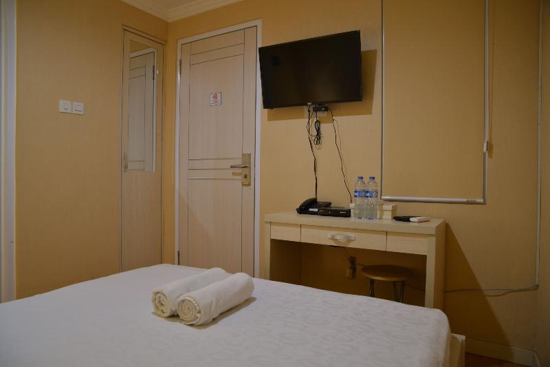ZEN Rooms W Home Express Tebet image