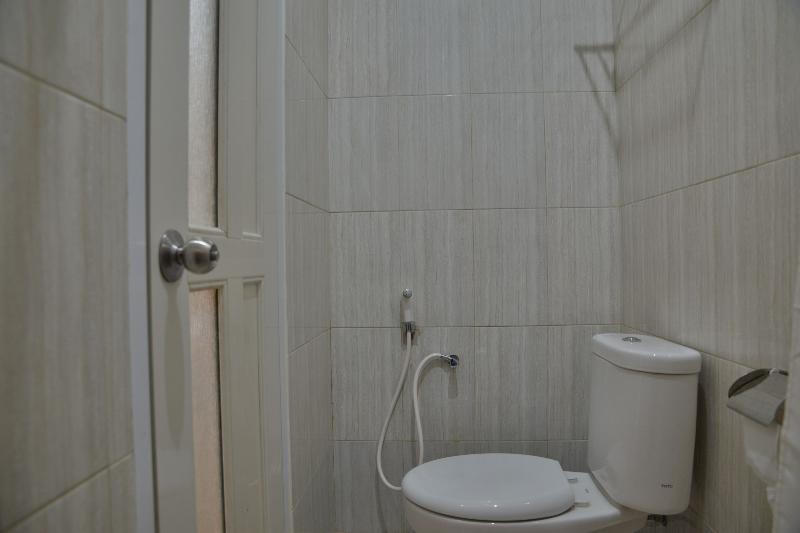 ZEN Rooms W Home Express Tebet image