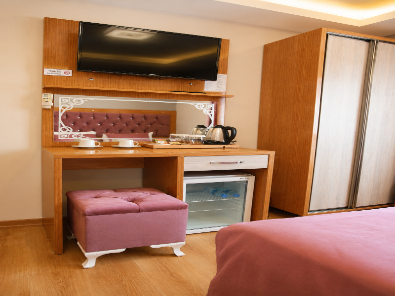 Black Pearl Hotel image