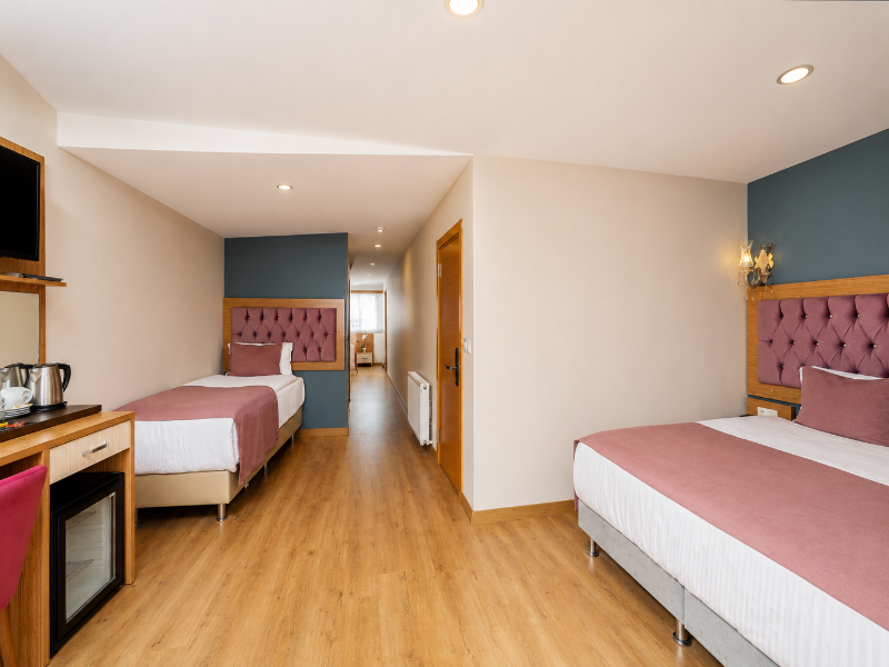 Black Pearl Hotel image