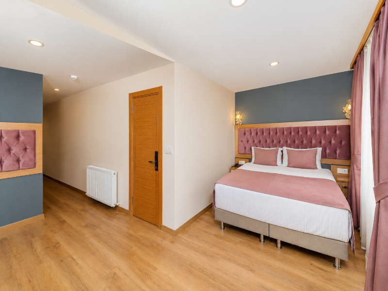 Black Pearl Hotel image
