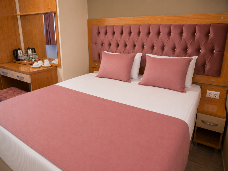 Black Pearl Hotel image