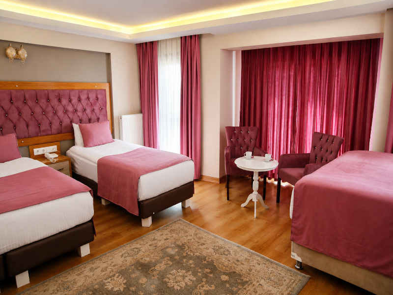 Black Pearl Hotel image
