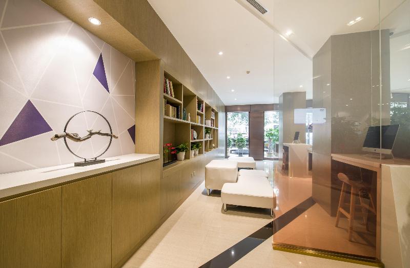 Holiday Inn Express Chengde Downtown image