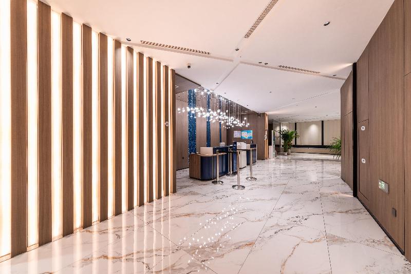 Holiday Inn Express Chengde Downtown image