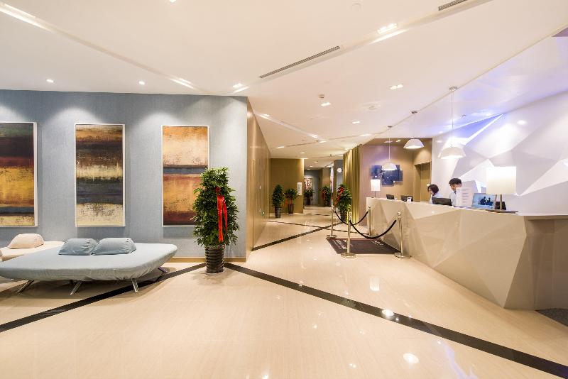 Holiday Inn Express Chengde Downtown image