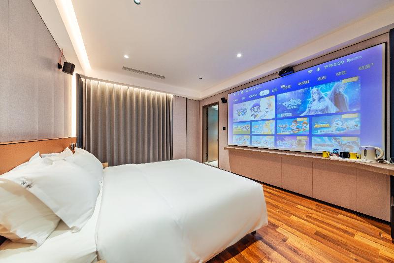 Holiday Inn Express Chengde Downtown image