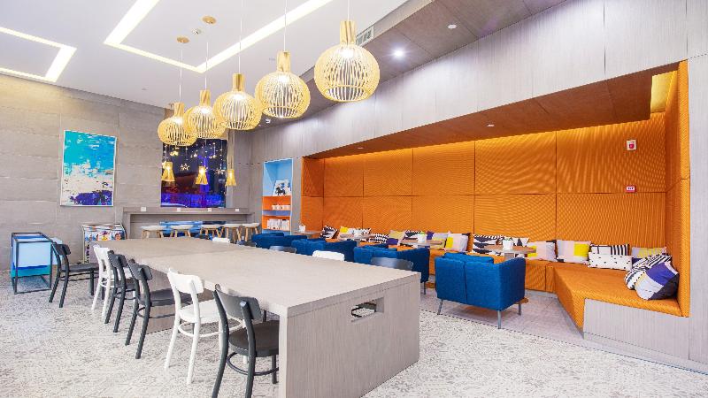 Holiday Inn Express Chifeng Hongshan image