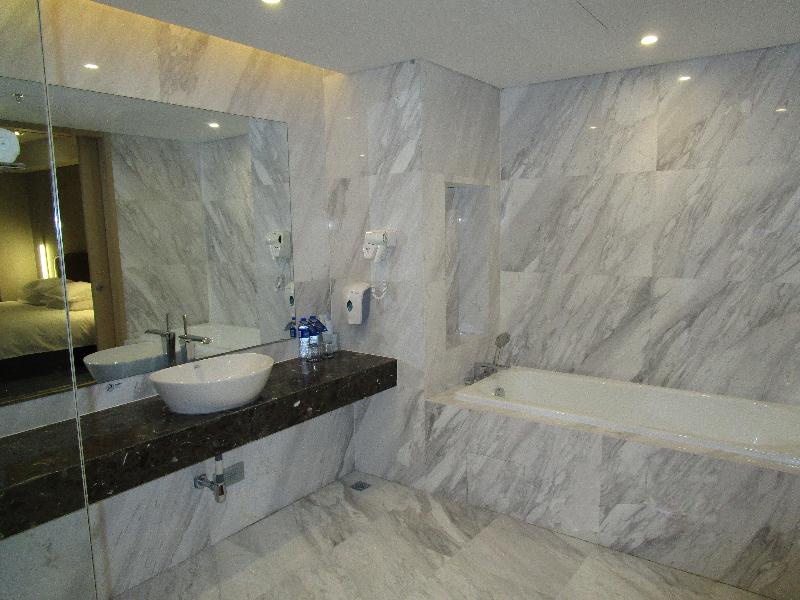 Holiday Inn Express Chifeng Hongshan image