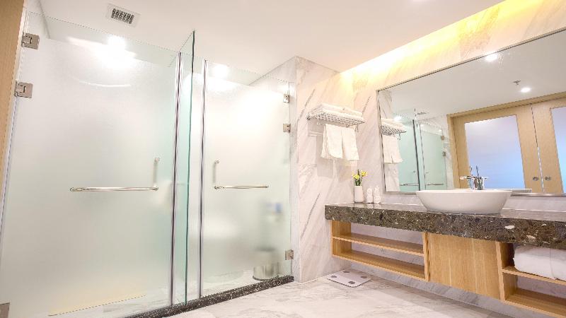 Holiday Inn Express Chifeng Hongshan image