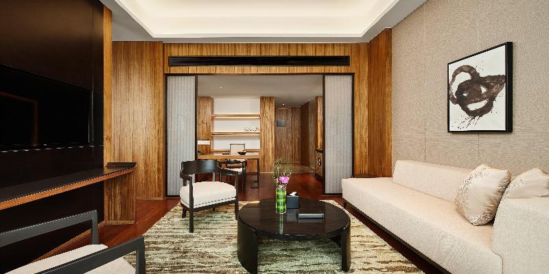 Hualuxe Ningbo Harbor City image