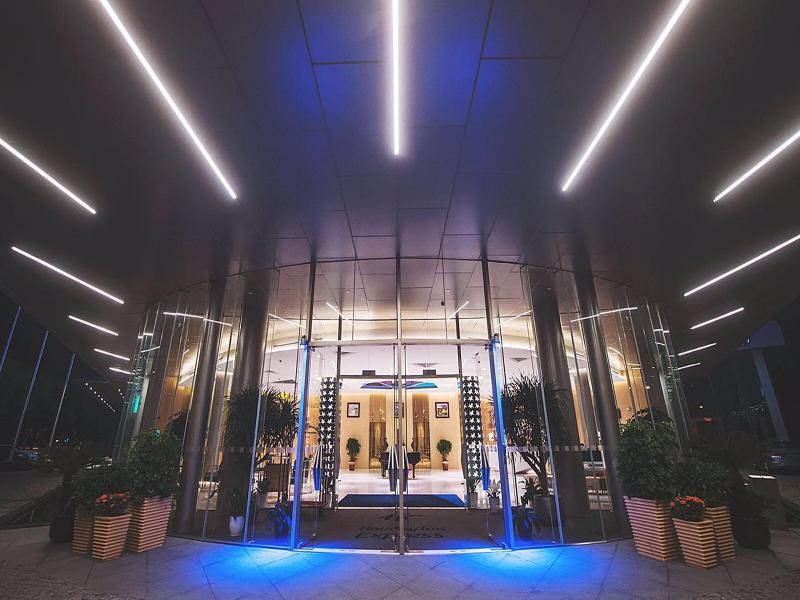 Holiday Inn Express Shanghai Songjiang Fangta image