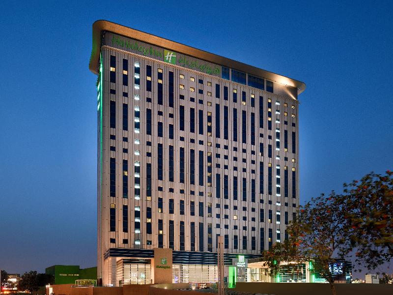 Holiday Inn & Suites Dubai Festival City