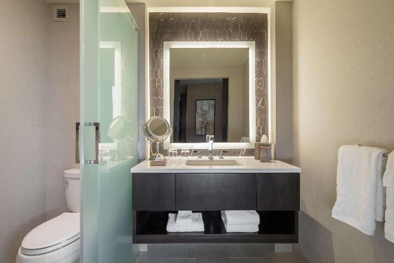 The Porter Portland, Curio Collection by Hilton image