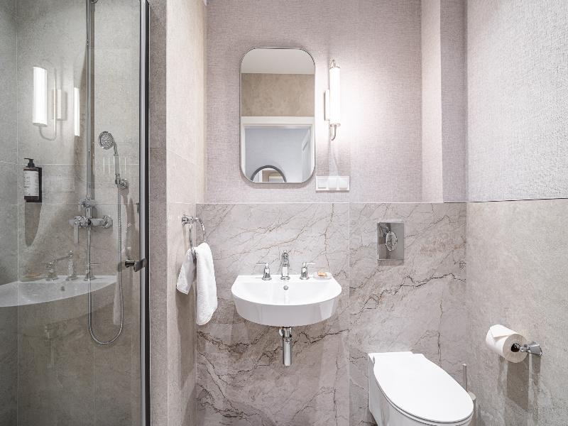 Venetian House Market Square Aparthotel image