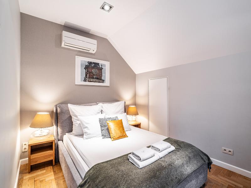 Venetian House Market Square Aparthotel image