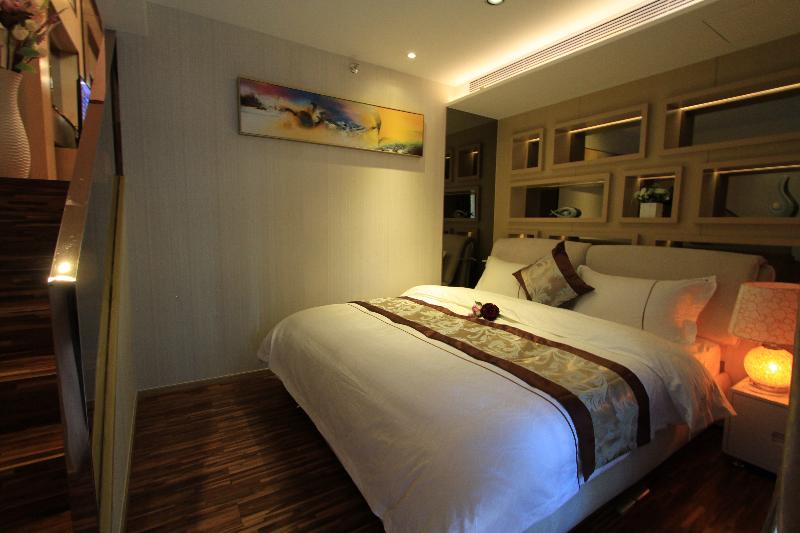 Checkinn international apartment(Poly Plaza)