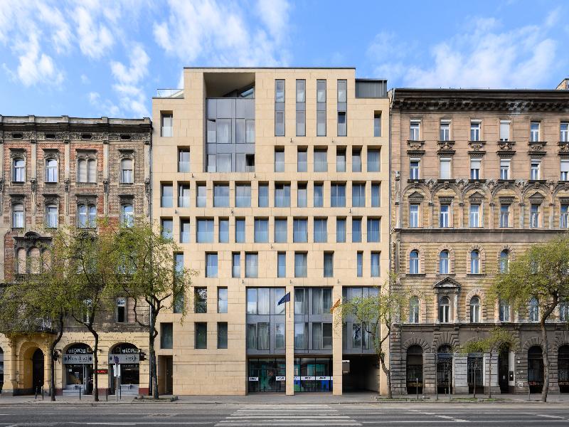 Akeah Verdi Budapest image