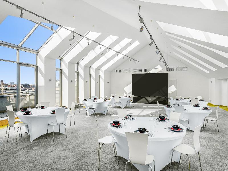 Akeah Verdi Budapest image