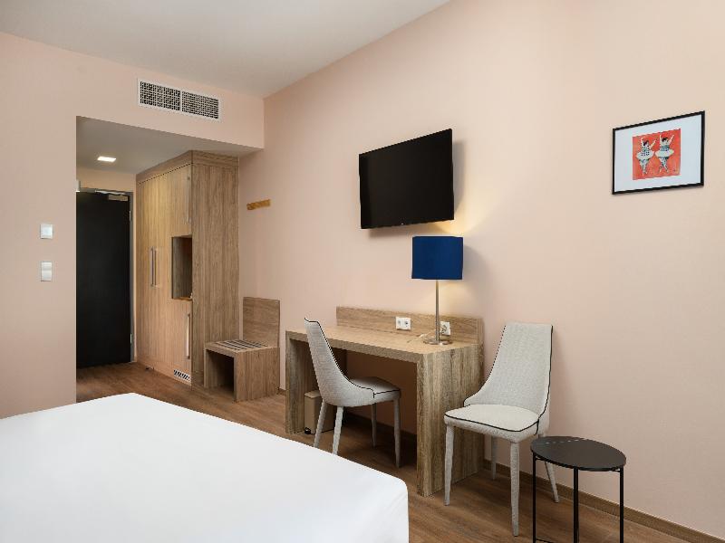 Akeah Verdi Budapest image