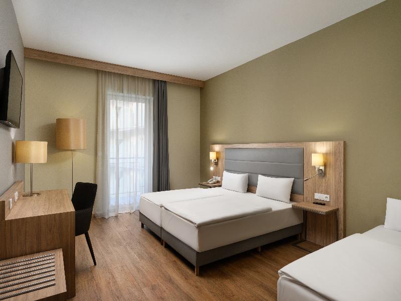 Akeah Verdi Budapest image