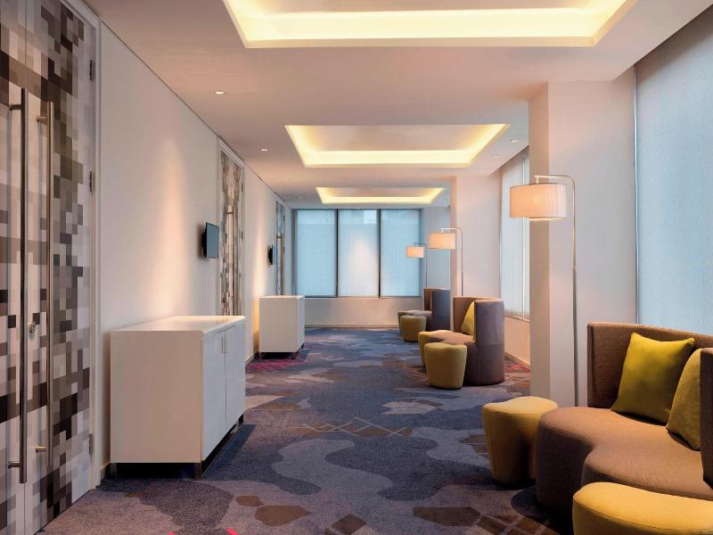 Aloft Jakarta Wahid Hasyim image