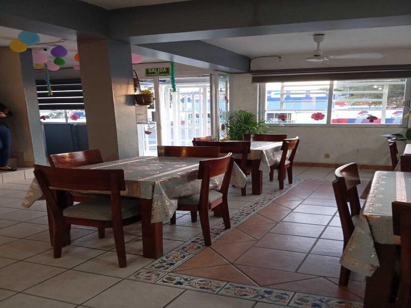 Hotel Esperanza image