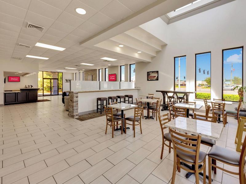 Red Roof Inn Gulfport – Biloxi Airport