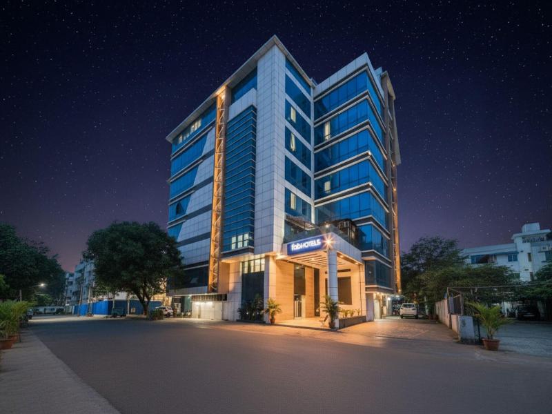 FabHotel Aksa International Andheri East image