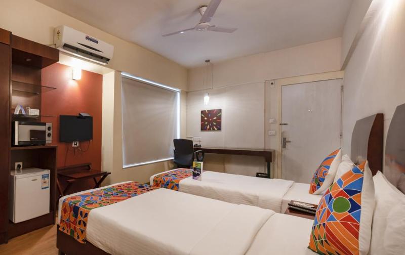 Fabhotel Brooks Manor Chandan Nagar